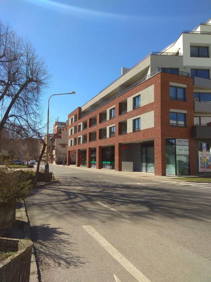 Kosice Smart Apartman Exterior photo